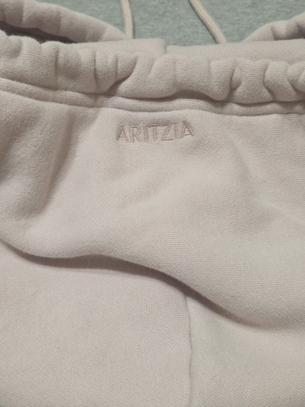 Aritzia Sweatfleece Cozy Fleece Snug Fit Zip Hoodie Bow Pink Women's S F14.5 - Picture 11 of 12